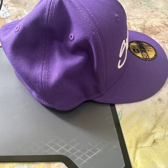 Supreme X New Era Purple Fitted Hat Size 7 1/4 57.7 cm - Picture 5 of 8